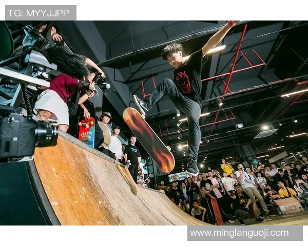 深圳滑板队荣登全国滑板意识排行榜第五名展现青春活力与竞技精神