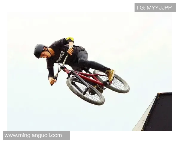 极限运动的魅力与团队精神成都极限运动队的协作之道探秘