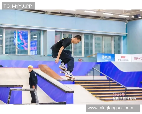 西安滑板队的防守反击策略分析与战术得失探讨 西安滑板队的防守反击策略分析与战术得失探讨